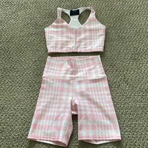 Ona houndstooth workout set